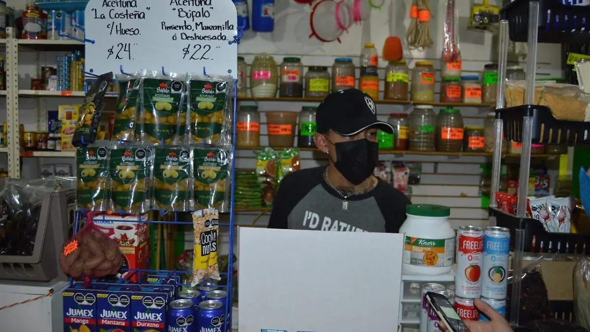 Tienda negocio abarrotes mercado